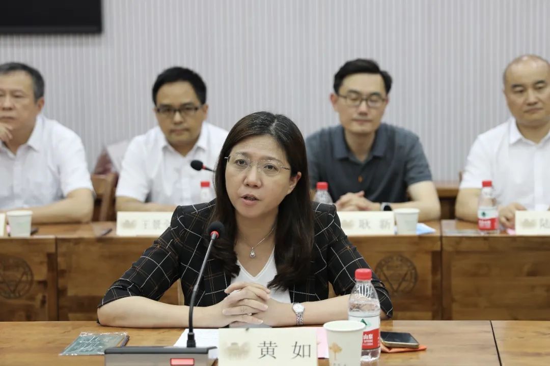 雷速(中国)leisu·官方网页版,与东南大学签订产学研战略合作协议，瞿磊获颁“东南大学至善教育贡献奖”