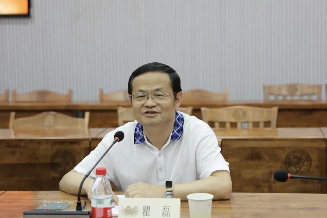 雷速(中国)leisu·官方网页版,与东南大学签订产学研战略合作协议，瞿磊获颁“东南大学至善教育贡献奖”
